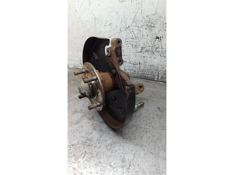 Recambio de mangueta trasera derecha para nissan primera (p10) 2.0 16v referencia OEM IAM   90