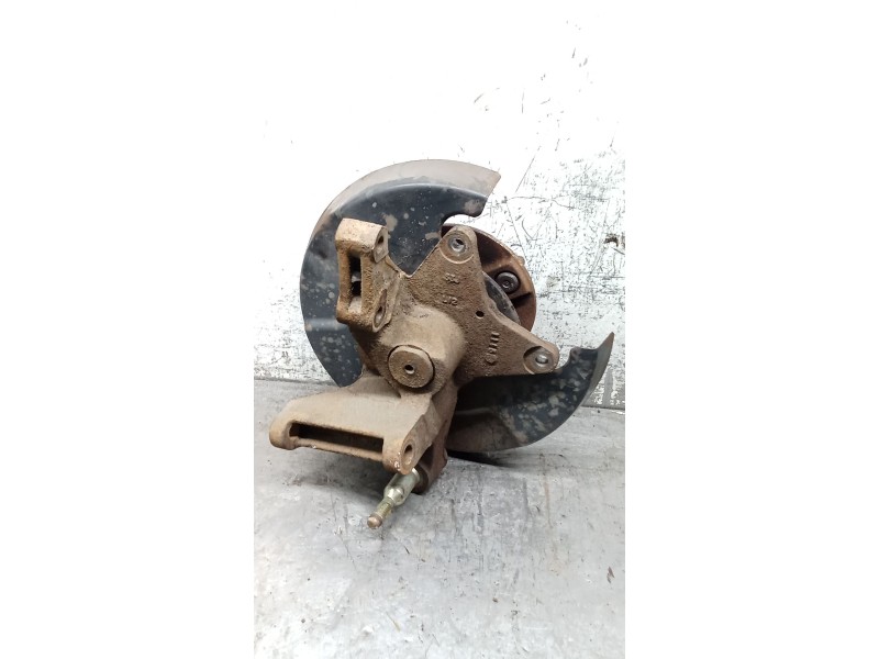 Recambio de mangueta trasera izquierda para nissan primera (p10) 2.0 16v referencia OEM IAM   90