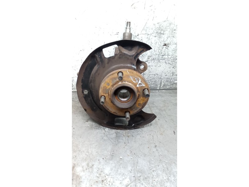 Recambio de mangueta delantera derecha para nissan primera (p10) 2.0 16v referencia OEM IAM   90