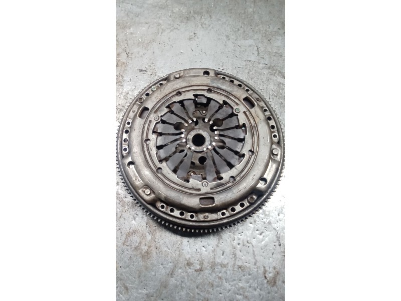 Recambio de kit embrague para seat toledo (1m2) referencia OEM IAM 038141031K  99