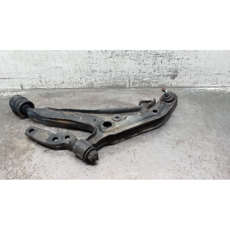 Recambio de brazo suspension inferior delantero derecho para nissan primera (p10) 2.0 16v referencia OEM IAM   90