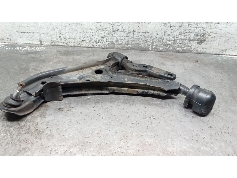 Recambio de brazo suspension inferior delantero derecho para nissan primera (p10) 2.0 16v referencia OEM IAM   90