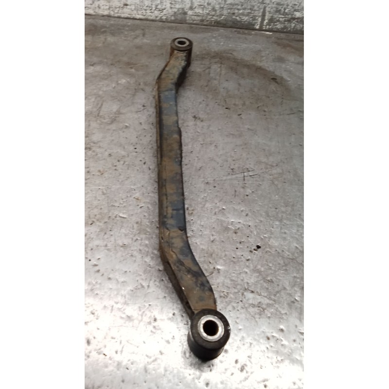Recambio de brazo suspension superior trasero izquierdo para nissan primera (p10) 2.0 16v referencia OEM IAM  POSTERIOR 90