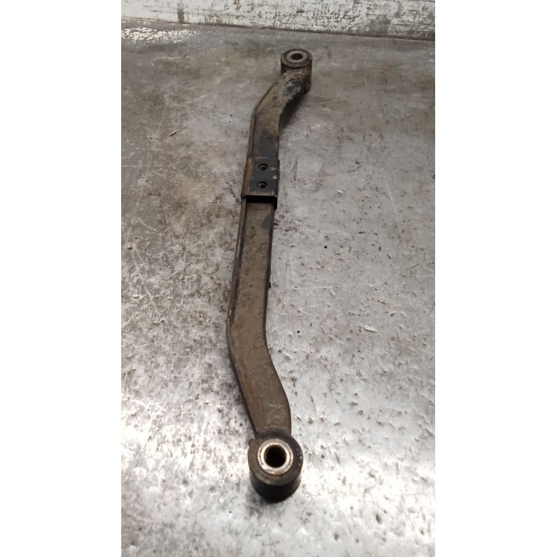 Recambio de brazo suspension superior trasero derecho para nissan primera (p10) 2.0 16v referencia OEM IAM  POSTERIOR 90