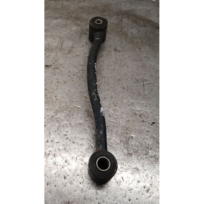 Recambio de brazo suspension inferior trasero derecho para nissan primera (p10) 2.0 16v referencia OEM IAM   90