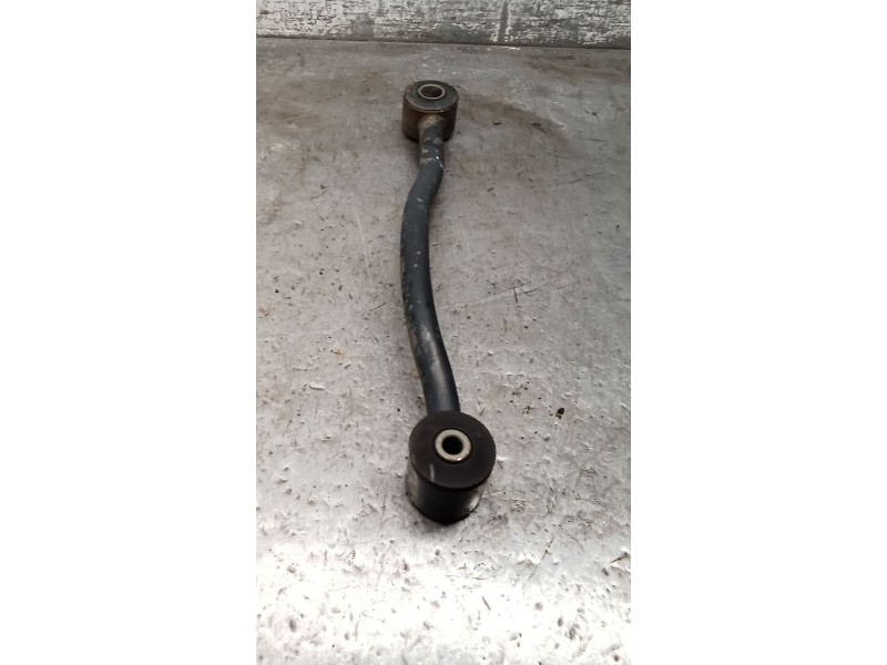 Recambio de brazo suspension inferior trasero izquierdo para nissan primera (p10) 2.0 16v referencia OEM IAM   90