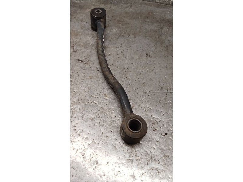 Recambio de brazo suspension inferior trasero izquierdo para nissan primera (p10) 2.0 16v referencia OEM IAM   90