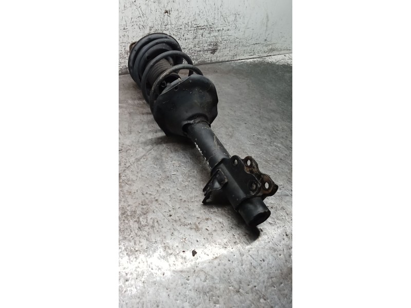 Recambio de amortiguador trasero izquierdo para nissan primera (p10) 2.0 16v referencia OEM IAM   90