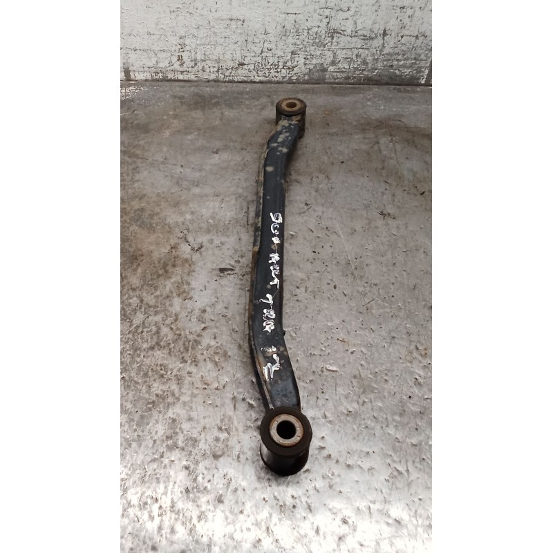 Recambio de brazo suspension superior trasero izquierdo para nissan primera (p10) 2.0 16v referencia OEM IAM  ANTERIOR 90