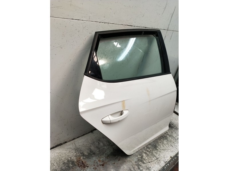Recambio de puerta trasera derecha para seat leon st (5f8) 1.2 tsi referencia OEM IAM  5P 2012