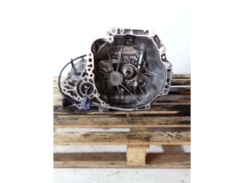 Recambio de caja cambios para nissan primera (p10) 2.0 16v referencia OEM IAM  5V 