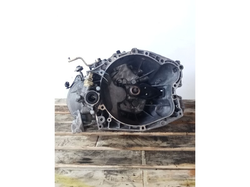 Recambio de caja cambios para peugeot partner monospace (5_, g_) 2.0 hdi referencia OEM IAM 20DM52 5V 6682735 B