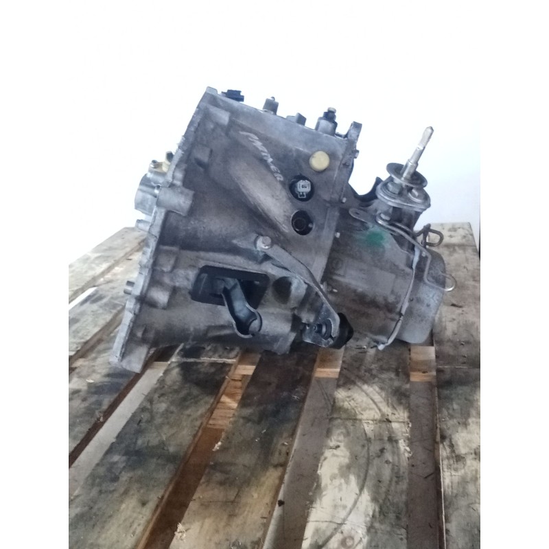 Recambio de caja cambios para peugeot partner monospace (5_, g_) 2.0 hdi referencia OEM IAM 20DM52 5V 6682735 B