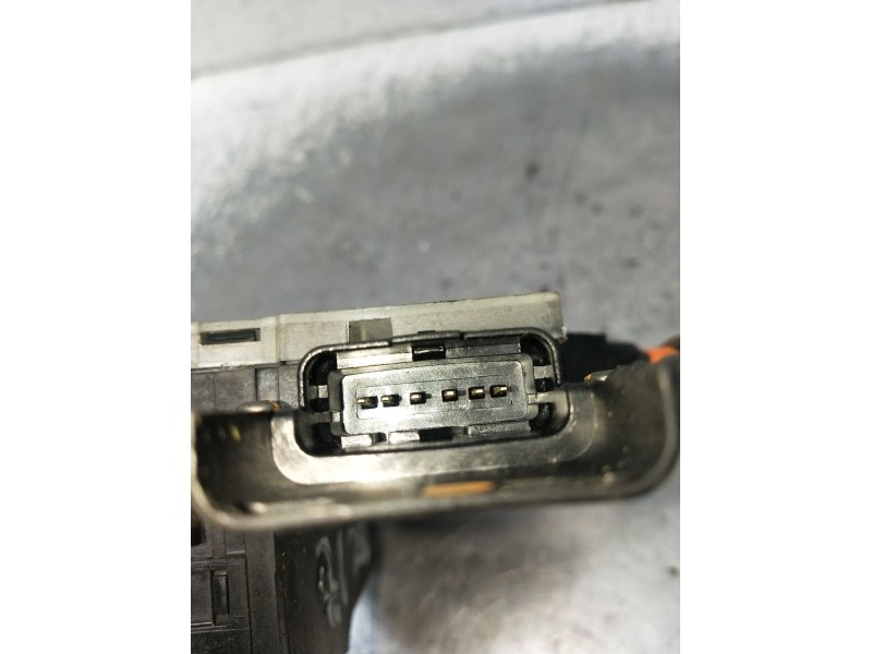 Recambio de motor cierre centralizado delantero izquierdo para peugeot 207/207+ (wa_, wc_) 1.6 hdi referencia OEM IAM  3P 2006