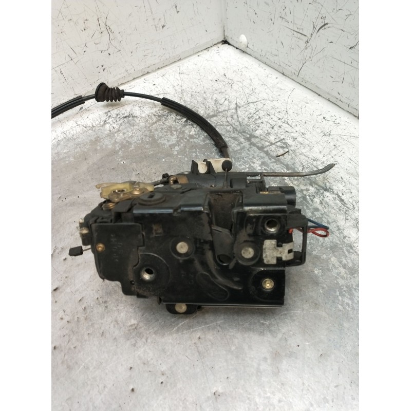 Recambio de motor cierre centralizado trasero izquierdo para volkswagen golf iv (1j1) 1.9 tdi referencia OEM IAM  5P 1998