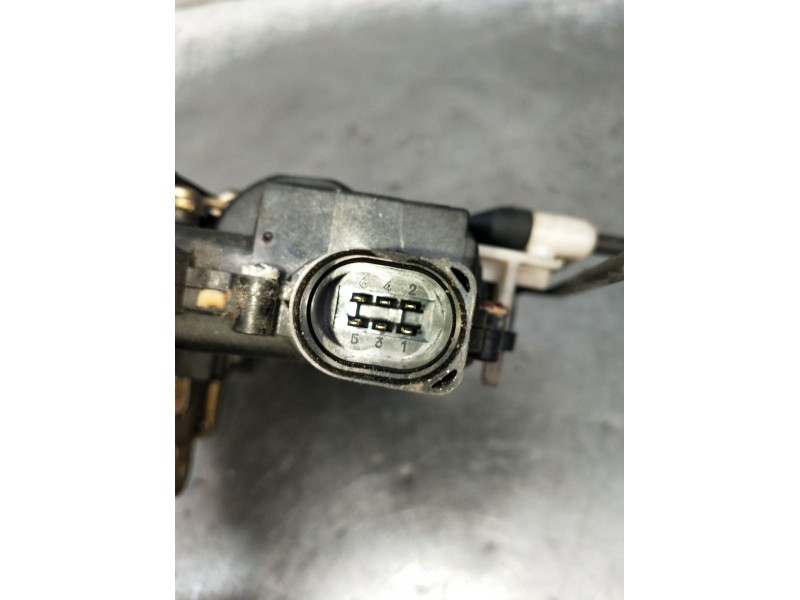 Recambio de motor cierre centralizado trasero izquierdo para volkswagen golf iv (1j1) 1.9 tdi referencia OEM IAM  5P 1998