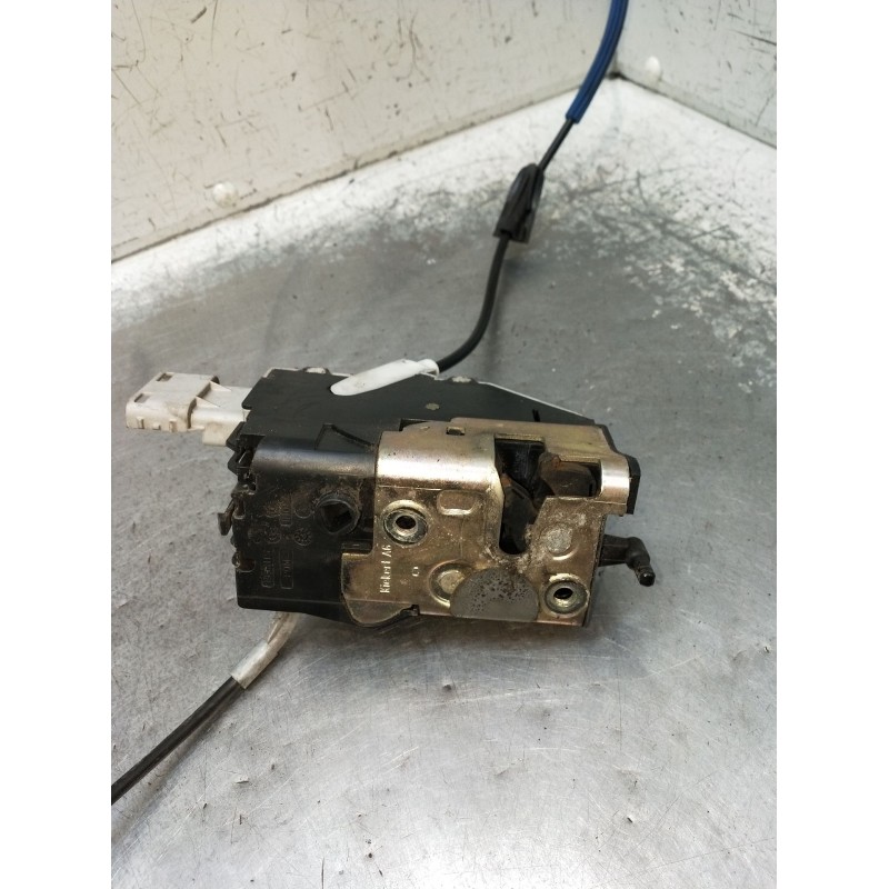 Recambio de motor cierre centralizado trasero derecho para citroën c4 i (lc_) 1.6 hdi referencia OEM IAM 9681337080 5P 2004