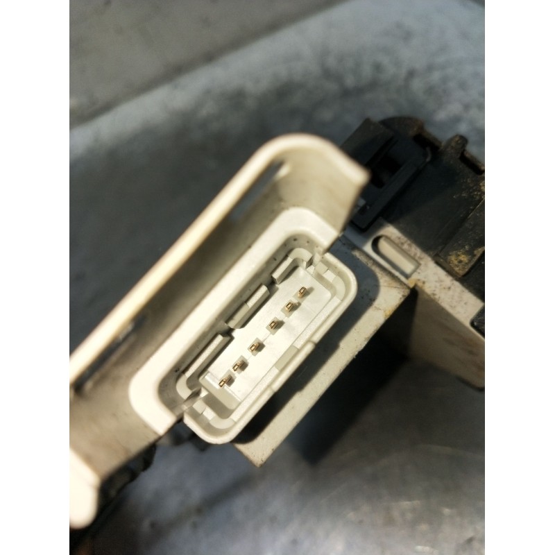 Recambio de motor cierre centralizado trasero derecho para citroën c4 i (lc_) 1.6 hdi referencia OEM IAM 9681337080 5P 2004