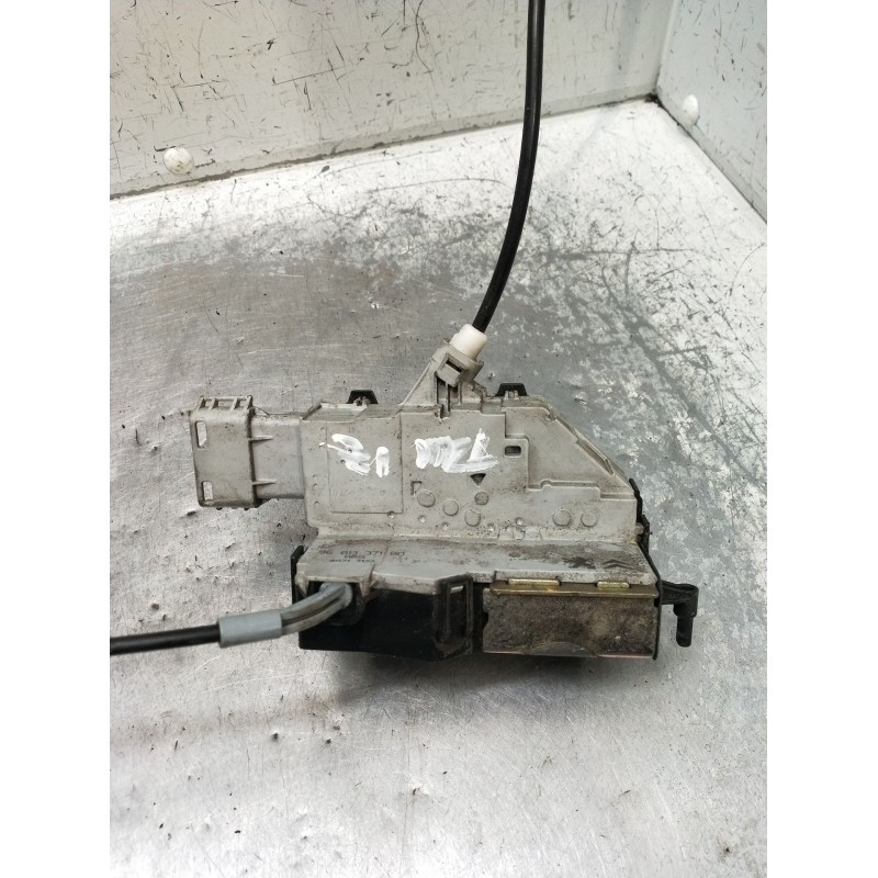 Recambio de motor cierre centralizado trasero izquierdo para citroën c4 i (lc_) 1.6 hdi referencia OEM IAM 9681337180 5P 2004