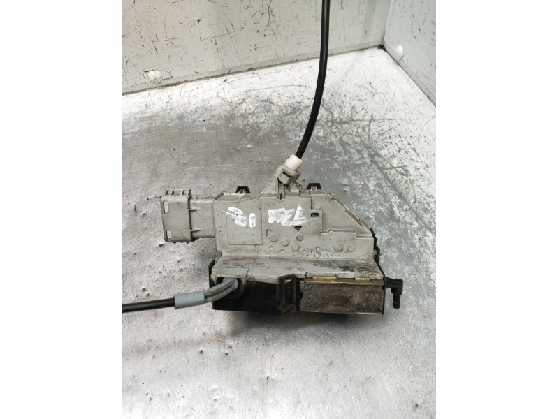 Recambio de motor cierre centralizado trasero izquierdo para citroën c4 i (lc_) 1.6 hdi referencia OEM IAM 9681337180 5P 2004