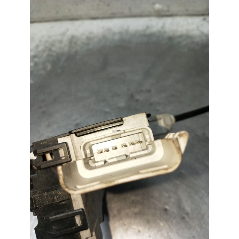 Recambio de motor cierre centralizado trasero izquierdo para citroën c4 i (lc_) 1.6 hdi referencia OEM IAM 9681337180 5P 2004