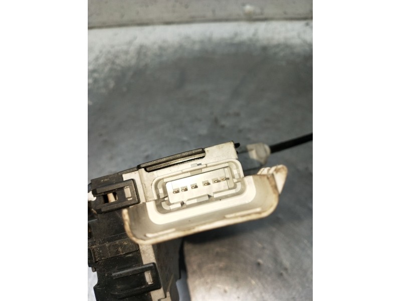 Recambio de motor cierre centralizado trasero izquierdo para citroën c4 i (lc_) 1.6 hdi referencia OEM IAM 9681337180 5P 2004