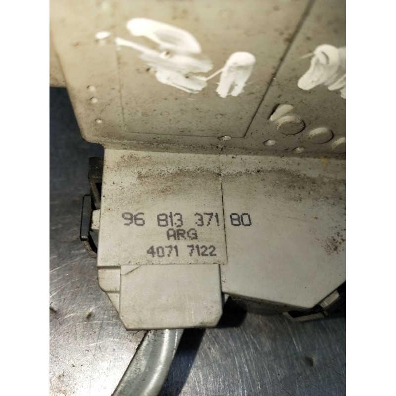 Recambio de motor cierre centralizado trasero izquierdo para citroën c4 i (lc_) 1.6 hdi referencia OEM IAM 9681337180 5P 2004