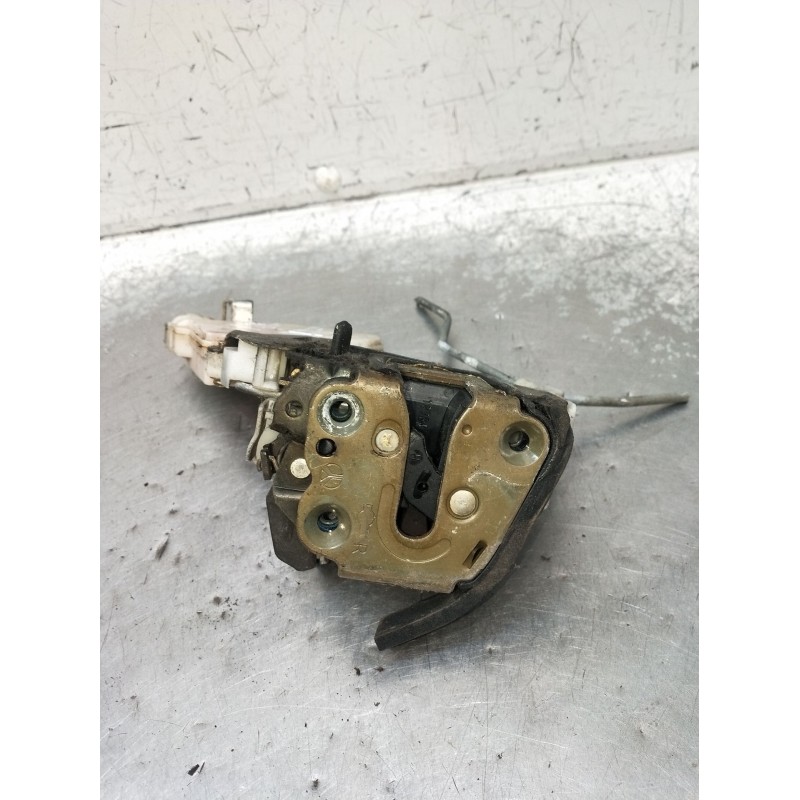 Recambio de motor cierre centralizado trasero derecho para nissan primera (p10) 2.0 16v referencia OEM IAM 8255279901 89A705 199