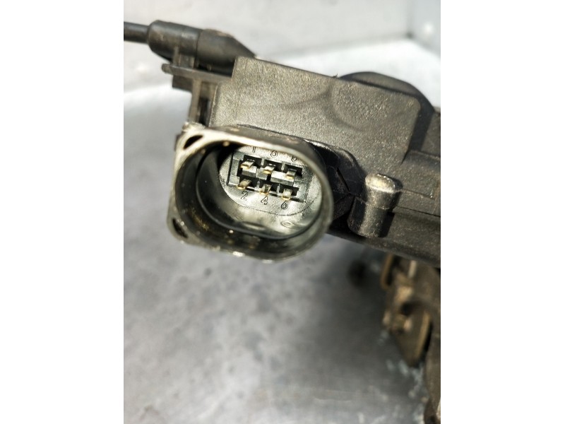 Recambio de motor cierre centralizado trasero derecho para volkswagen golf iv (1j1) 1.9 tdi referencia OEM IAM  5P 1998
