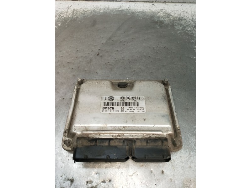 Recambio de centralita motor uce para volkswagen golf iv (1j1) 1.9 tdi referencia OEM IAM 0281010302 038906019CJ 28SA4320 1998