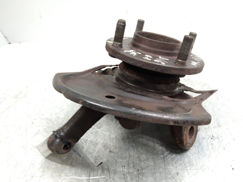 Recambio de mangueta delantera derecha para nissan almera (n16/e) referencia OEM IAM   