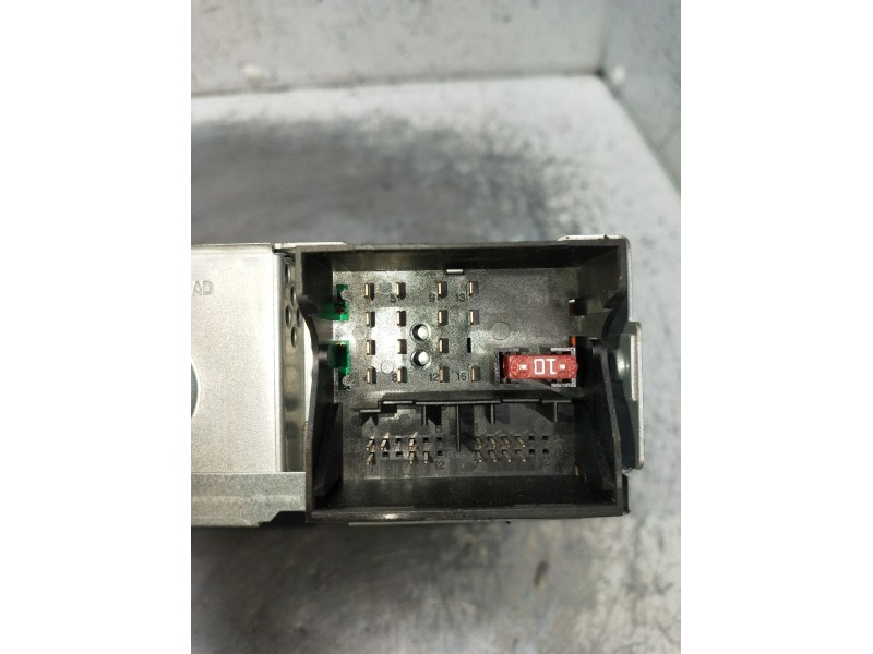 Recambio de sistema audio / radio cd para peugeot 207/207+ (wa_, wc_) 1.6 hdi referencia OEM IAM 96613826XT VDU0090961 2006