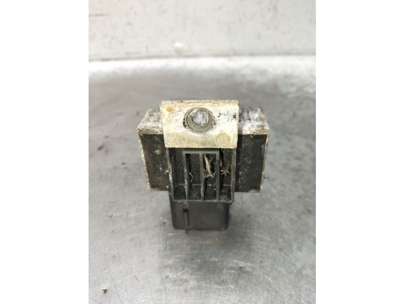 Recambio de caja precalentamiento para peugeot 207/207+ (wa_, wc_) 1.6 hdi referencia OEM IAM 9640469680  2006