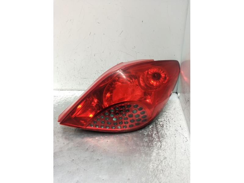 Recambio de piloto trasero derecho para peugeot 207/207+ (wa_, wc_) 1.6 hdi referencia OEM IAM   2006