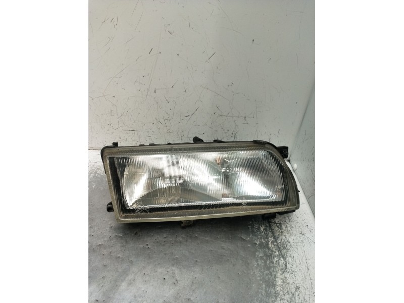 Recambio de faro derecho para nissan primera (p10) 2.0 16v referencia OEM IAM   1990