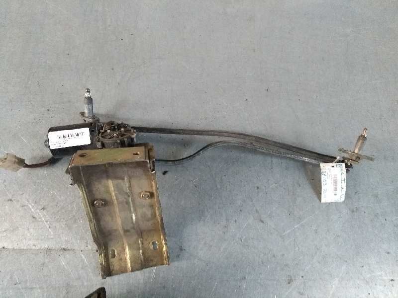 Recambio de motor limpia delantero para nissan trade 2.8 d referencia OEM IAM 0390332358  