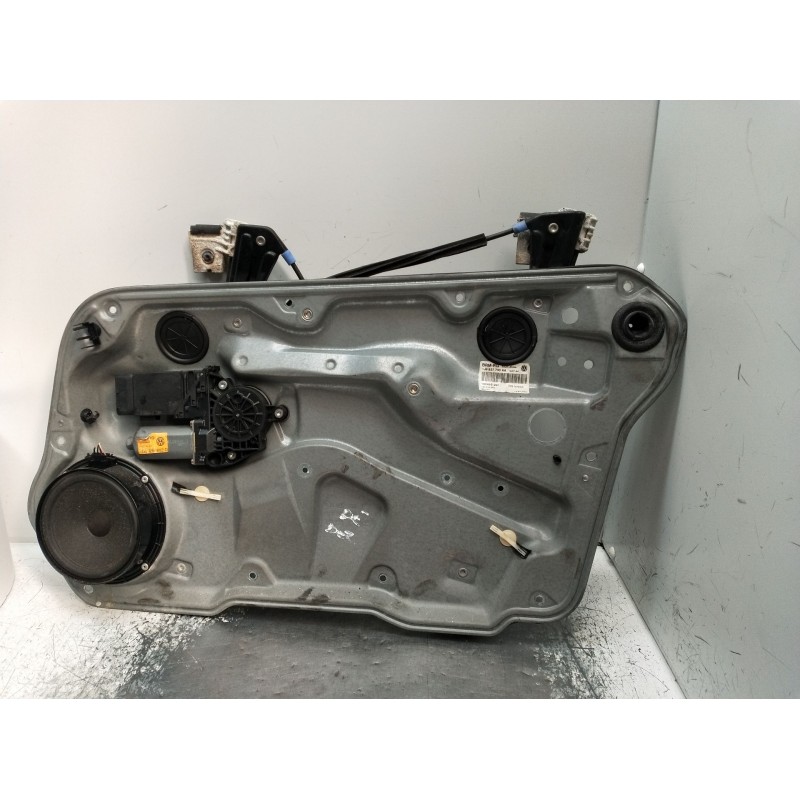 Recambio de elevalunas delantero derecho para volkswagen golf iv (1j1) 1.9 tdi referencia OEM IAM 1J4837730AA 102483200 10141620