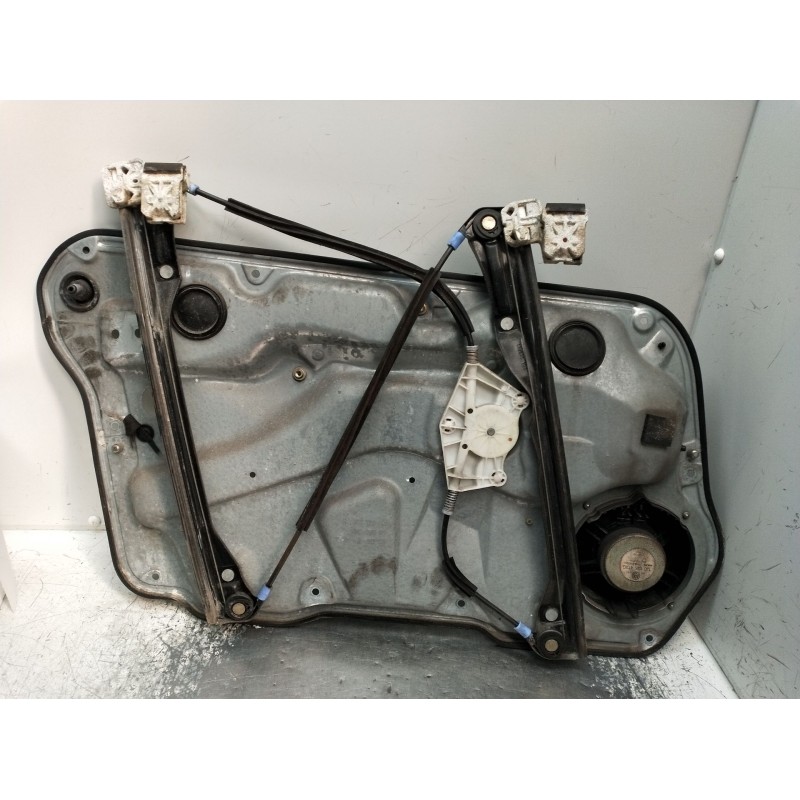 Recambio de elevalunas delantero derecho para volkswagen golf iv (1j1) 1.9 tdi referencia OEM IAM 1J4837730AA 102483200 10141620