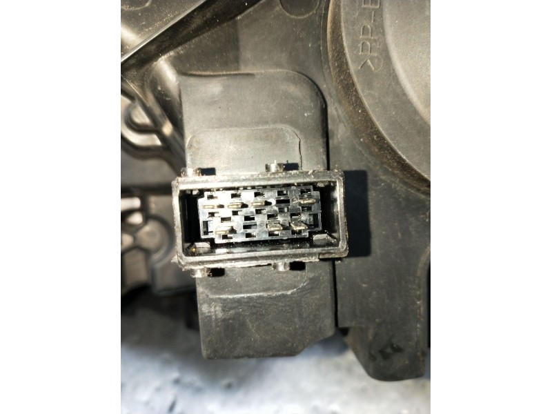 Recambio de faro derecho para citroën c4 i (lc_) 1.6 hdi referencia OEM IAM 9646893880 89009406 89900032 2004