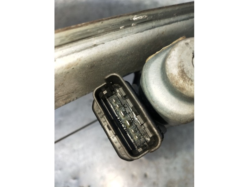 Recambio de elevalunas delantero izquierdo para renault scénic ii (jm0/1_) 1.5 dci (jm1e, jm16) referencia OEM IAM  5P 2006