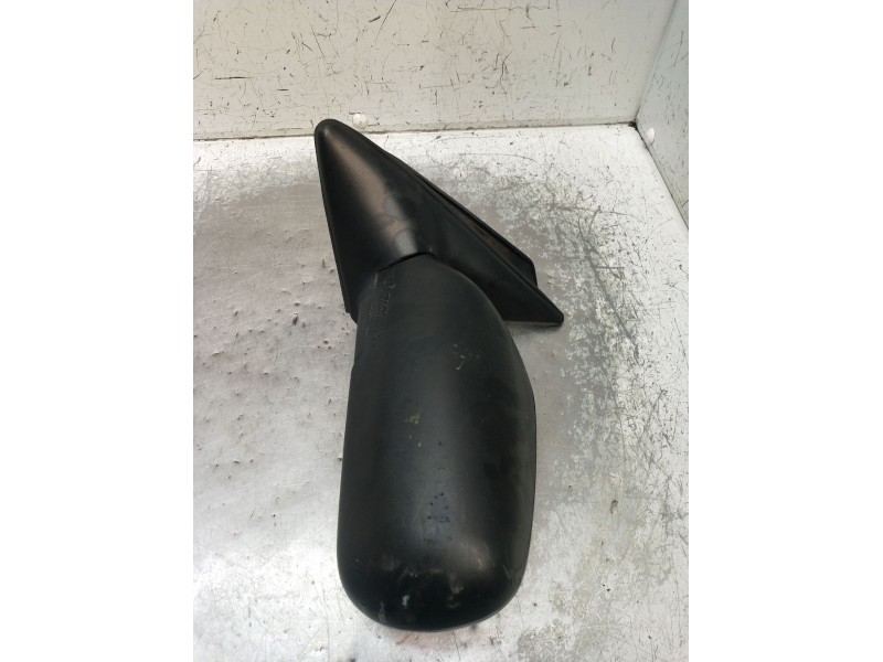 Recambio de retrovisor izquierdo para nissan primera (p10) 2.0 16v referencia OEM IAM  MANUAL 1990
