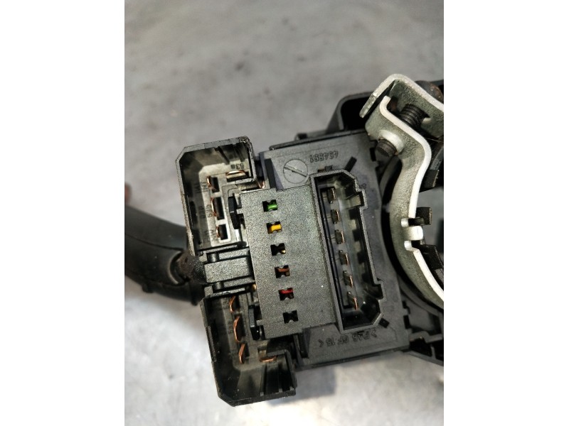 Recambio de mando luces para volkswagen golf iv (1j1) 1.9 tdi referencia OEM IAM 4B0953503H CZK0301202032 1998