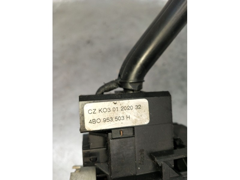 Recambio de mando luces para volkswagen golf iv (1j1) 1.9 tdi referencia OEM IAM 4B0953503H CZK0301202032 1998