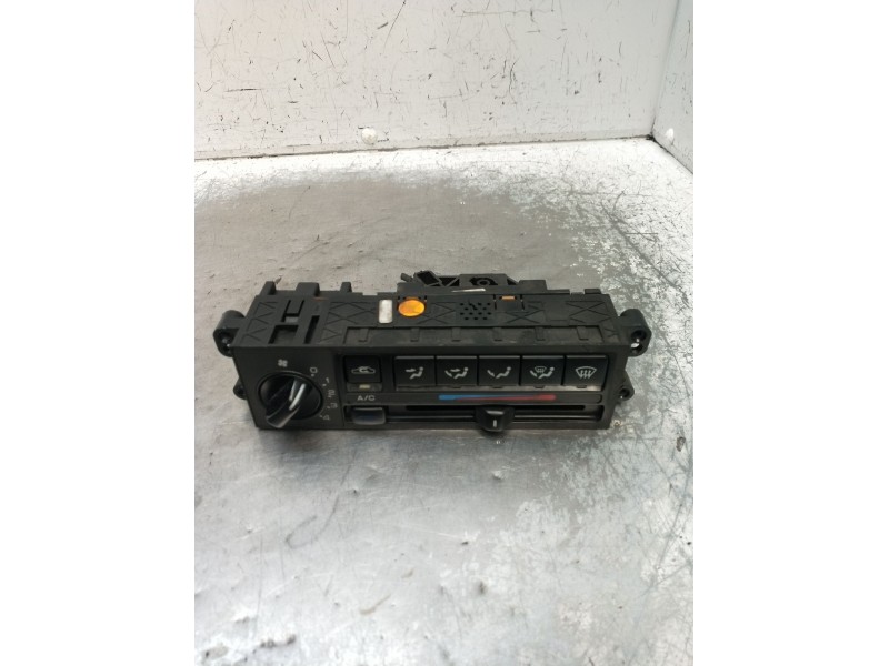 Recambio de mando calefaccion / aire acondicionado para nissan primera (p10) 2.0 16v referencia OEM IAM   1990