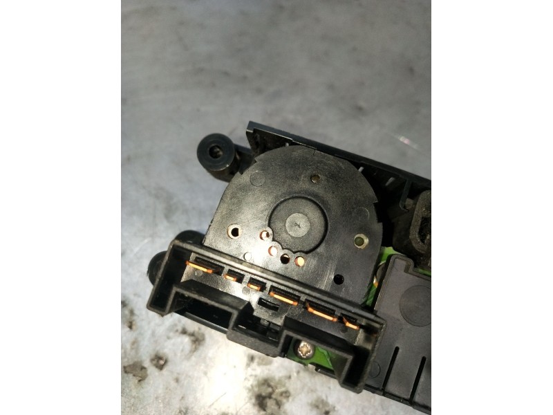 Recambio de mando calefaccion / aire acondicionado para nissan primera (p10) 2.0 16v referencia OEM IAM   1990