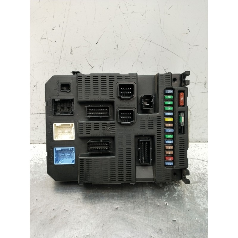 Recambio de caja reles / fusibles para peugeot 207/207+ (wa_, wc_) 1.6 hdi referencia OEM IAM 9659285380 BSI2004 06933231107 200