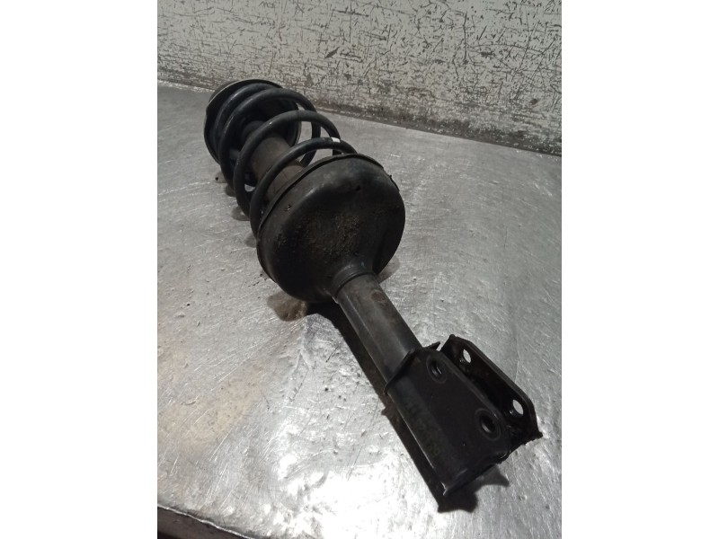 Recambio de amortiguador delantero derecho para renault clio ii (bb_, cb_) 1.2 (bb0a, bb0f, bb10, bb1k, bb28, bb2d, bb2h, cb0a,.