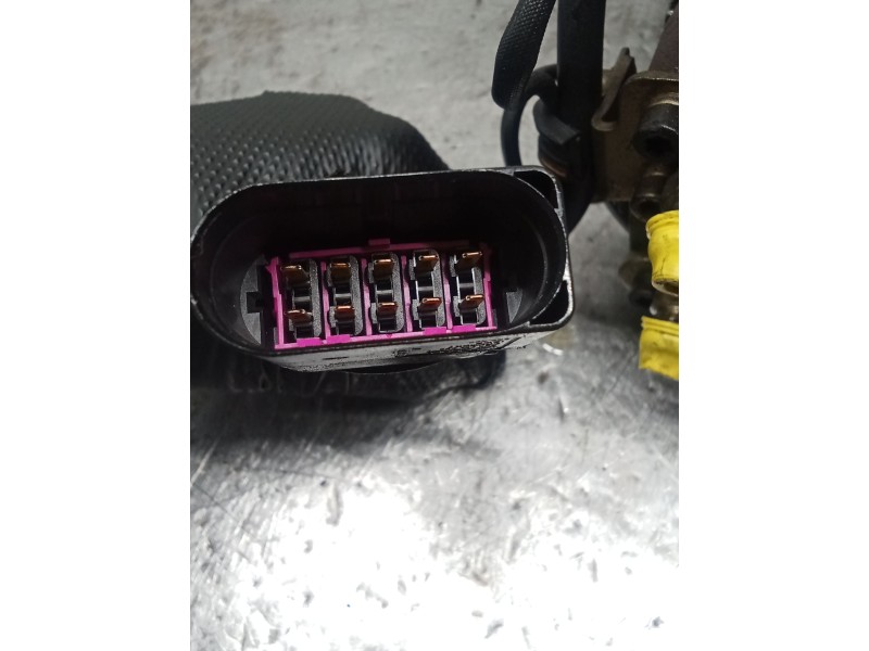 Recambio de bomba inyeccion para seat toledo (1m2) referencia OEM IAM 038130107D 0460404977 BOSCH