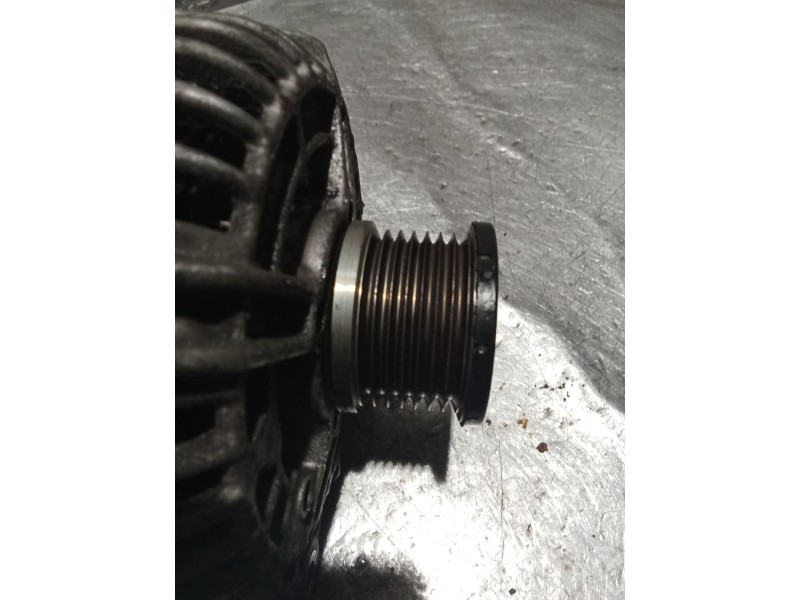 Recambio de alternador para renault laguna ii (bg0/1_) 1.9 dci (bg1a, bg1v) referencia OEM IAM   05