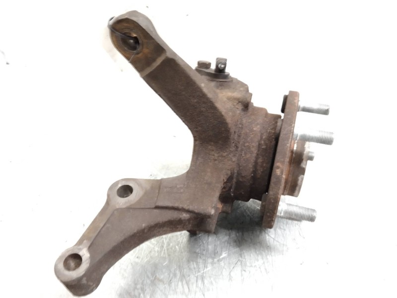 Recambio de mangueta delantera derecha para nissan almera tino (v10m) 1.8 16v cat referencia OEM IAM   